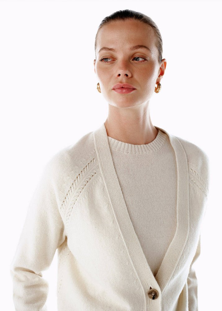 KNITSS - CASHMERE KNIT TOP ECRU