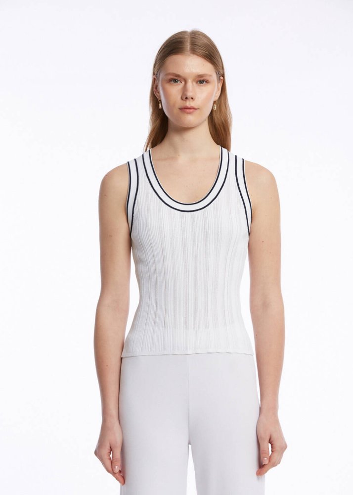 KNITSS - CONTRAST DETAILED WHITE KNIT TOP