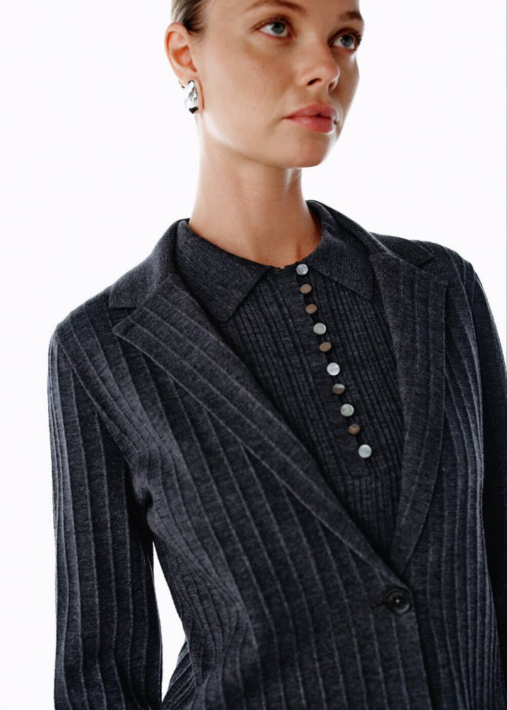 KNITSS - EXTRAFINE MERINO WOOL RICH BLEND KNIT JACKET DARK GREY