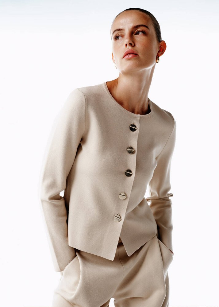 KNITSS - LATTE SLIM FIT KNIT JACKET