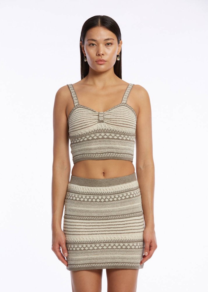 KNITSS - Özel Örgü Detaylı Crop Triko Üst