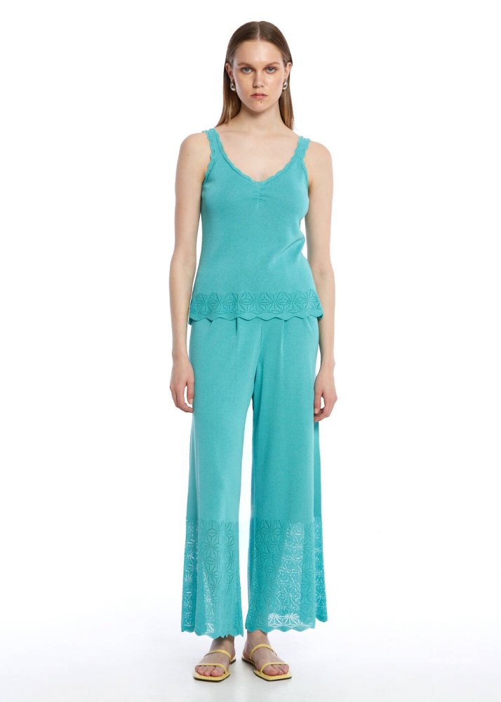 KNITSS - PLEAT DETAILED TURQUOISE KNIT PANTS
