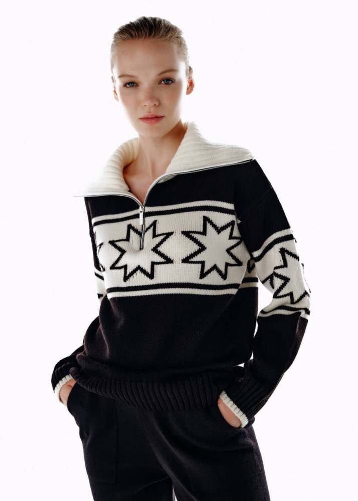 KNITSS - Siyah Beyaz Kontrast Yıldız Desenli Triko