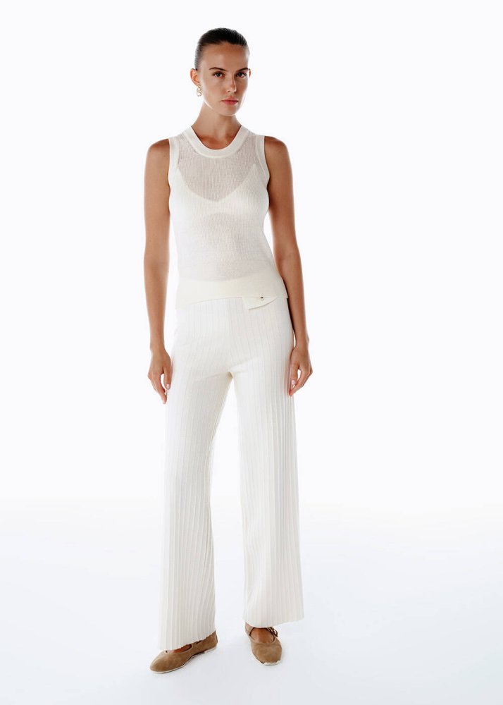 KNITSS - SLEEVELESS MERINO WOOL RICH BLEND KNIT TOP ECRU