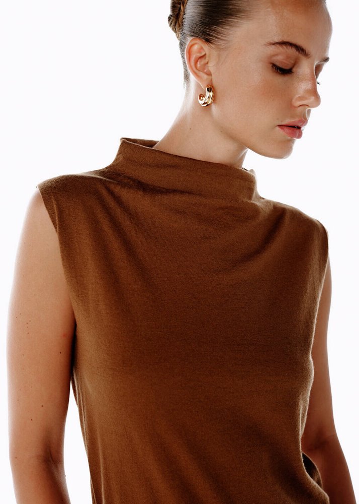 KNITSS - ULTRAFINE WOOL CASHMERE BLEND KNIT TOP PECAN